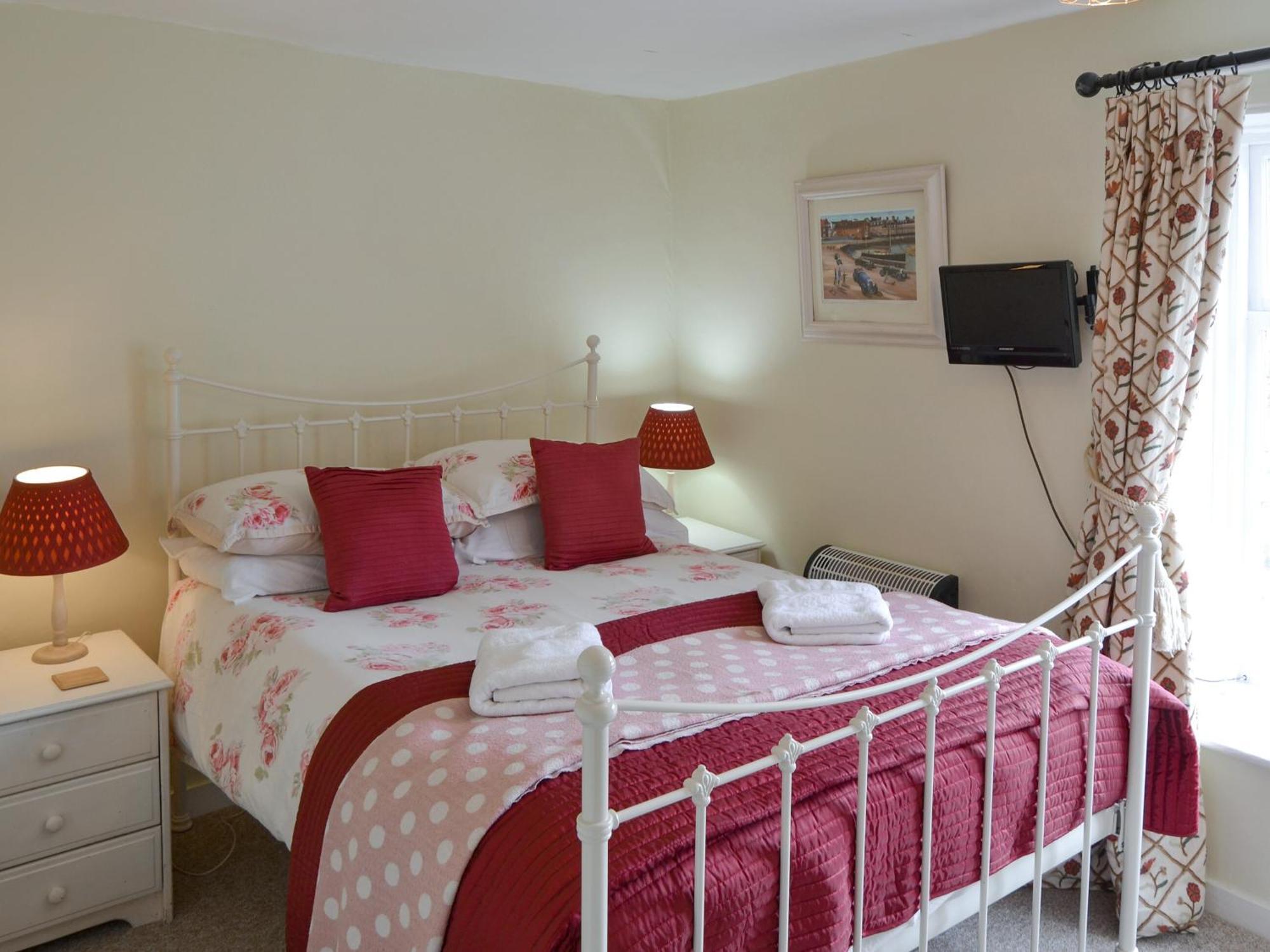 Hollyhock Cottage -Uk33553 Blakeney  Εξωτερικό φωτογραφία