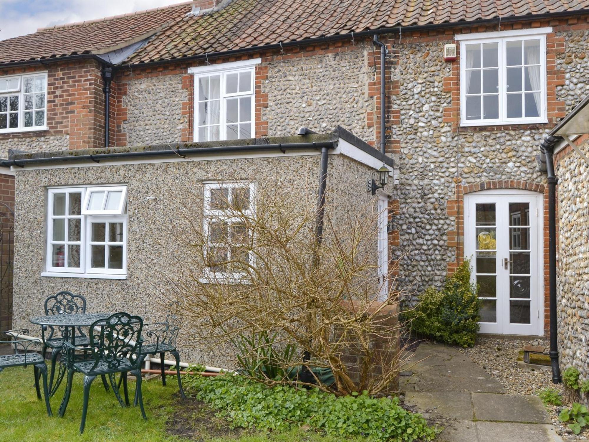 Hollyhock Cottage -Uk33553 Blakeney  Εξωτερικό φωτογραφία